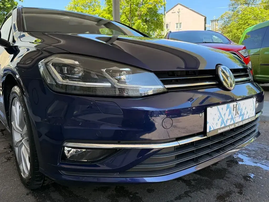 Gebraucht VW Golf VII Highline 150 PS (110 kW) 2020 Blau Kombi