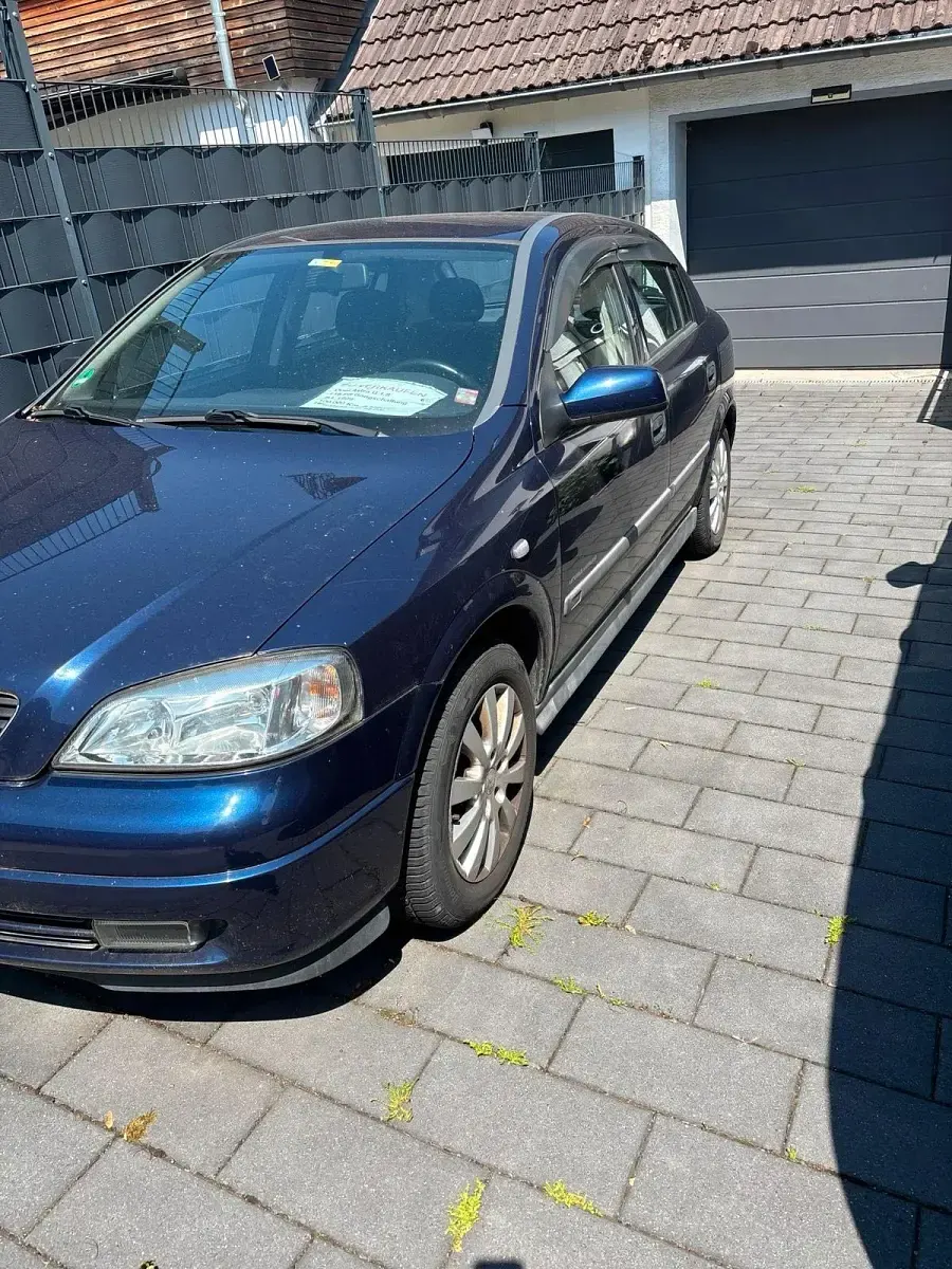 Gebraucht Opel Astra 116 PS (85 kW) 1999 Blau Limousine
