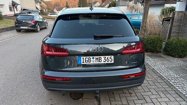 Gebraucht Audi Q5 Design 190 PS (139 kW) 2017 Grau SUV