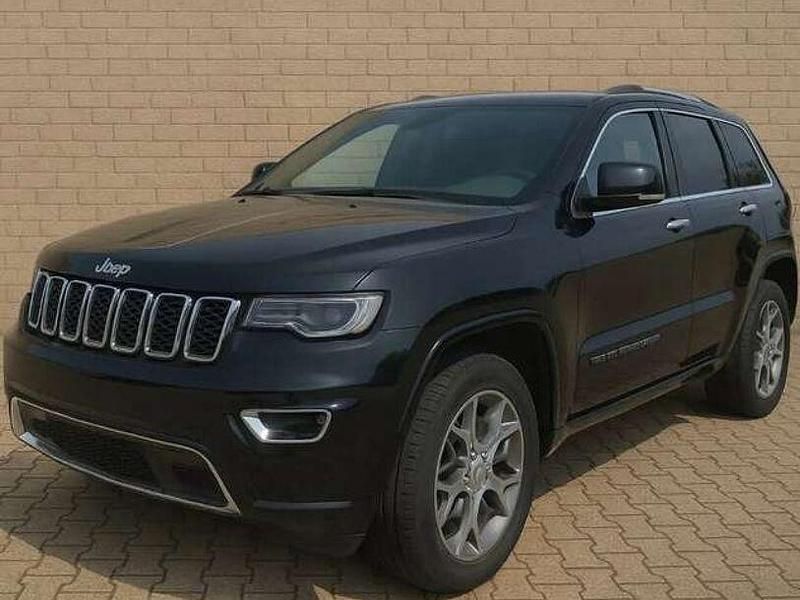 Diamond black Gebraucht 2021 Jeep Cherokee Overland SUV | 40.900 € - Bild 1/4