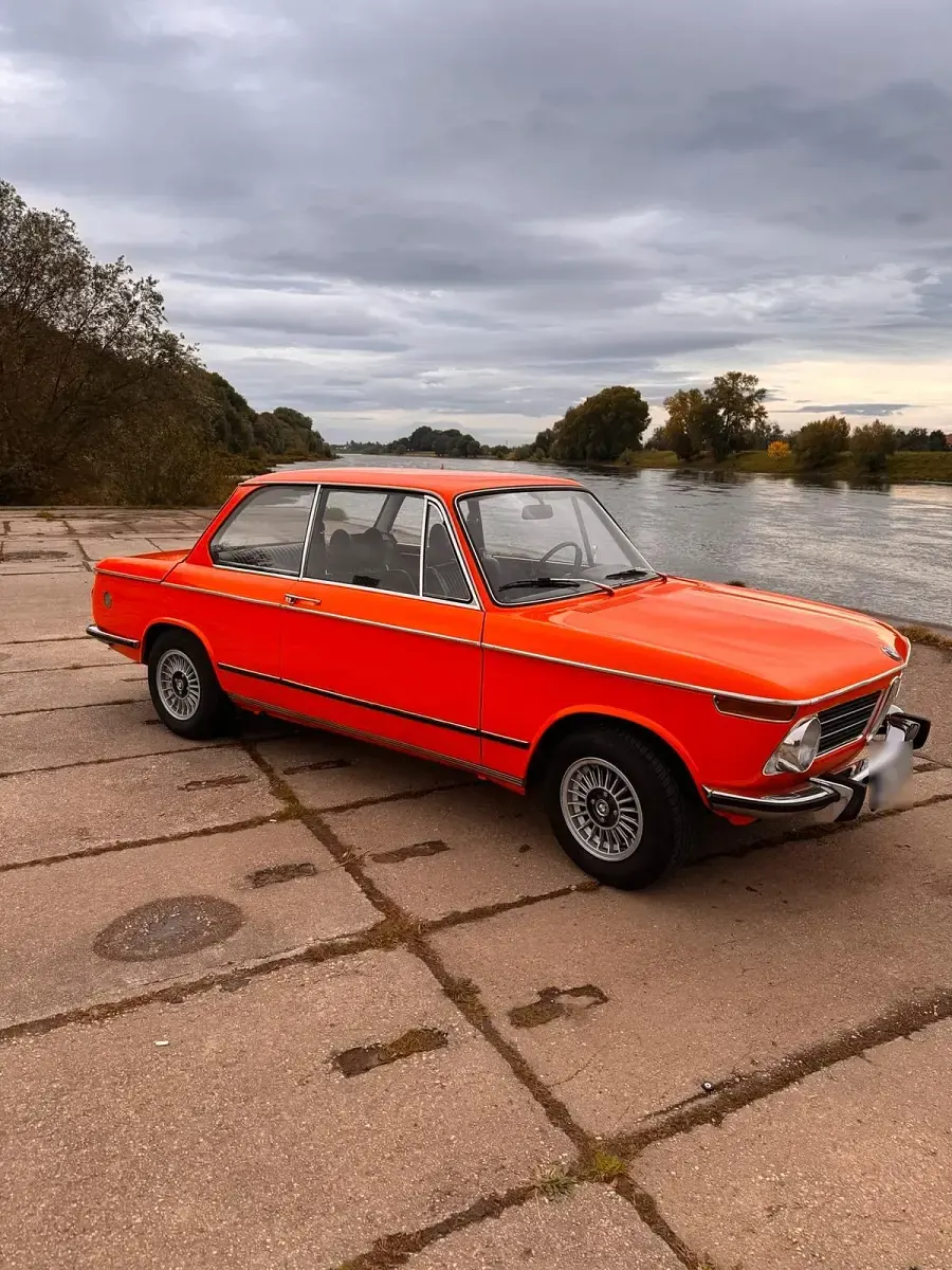 Gebraucht BMW 2002 136 PS (100 kW) 1973 Orange Limousine
