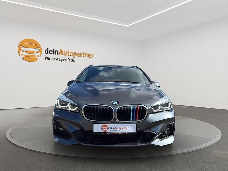 Gebraucht BMW 218 M Sport 140 PS (102 kW) 2020 Mineralgrau Van / Kleinbus