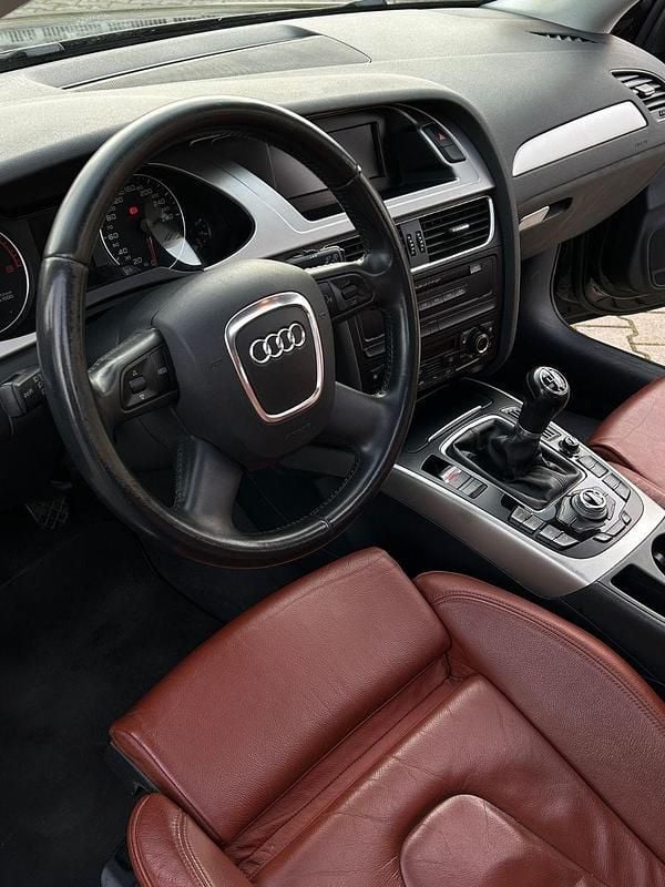 Używany Audi A4 Ambiente 179 KM (131 kW) 2009 Czarny Kombi