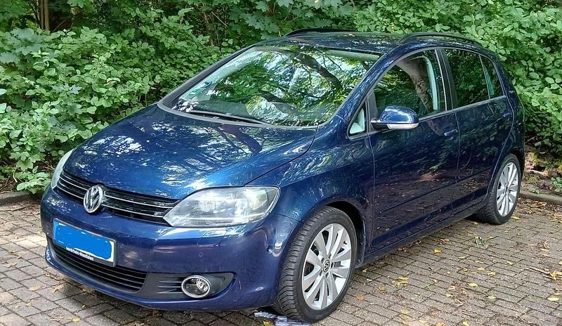 Gebraucht VW Golf VI Team 160 PS (117 kW) 2010 Blau Kleinwagen