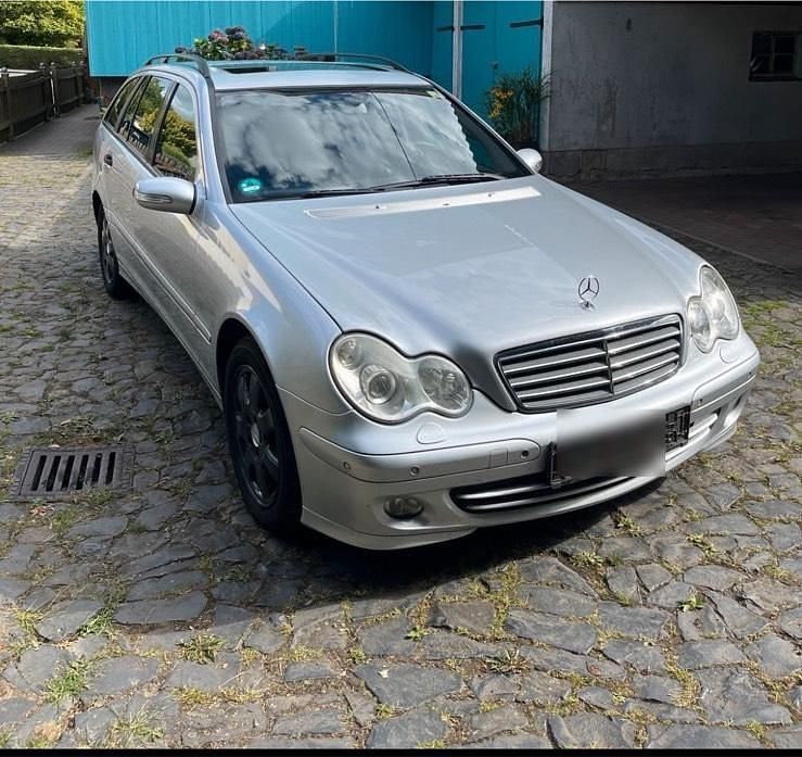 Silber Gebraucht 2007 Mercedes C200 Kombi | 2.750 € - Bild 1/4