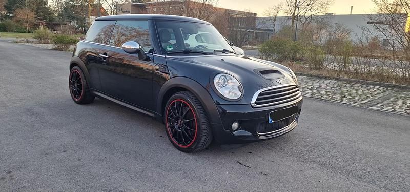 Gebraucht Mini Cooper S 174 PS (127 kW) 2009 Schwarz Kleinwagen