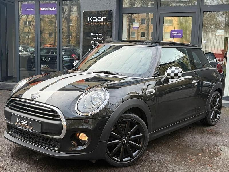 Gebraucht Mini ONE Salt 75 PS (55 kW) 2017 Midnight black metallic Kleinwagen
