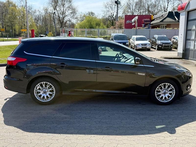 Gebraucht Ford Focus Titanium 150 PS (110 kW) 2011 Schwarz Kombi