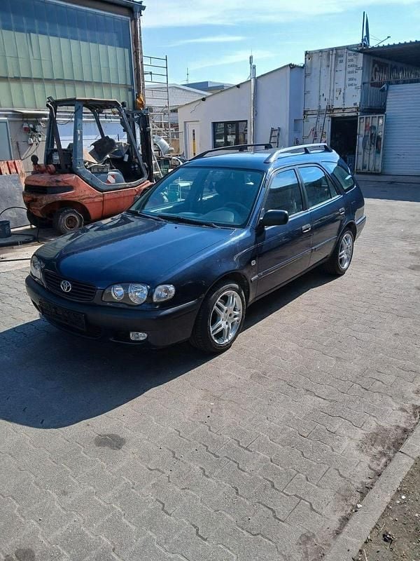 Gebraucht Toyota Corolla 97 PS (71 kW) 2001 Blau Kombi