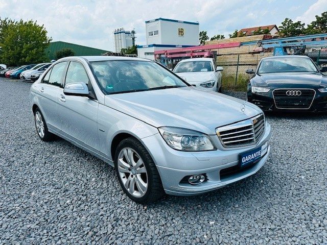 Silber Gebraucht 2007 Mercedes C200 Elegance Limousine | 7.980 € (Fairer Preis) - Bild 1/4