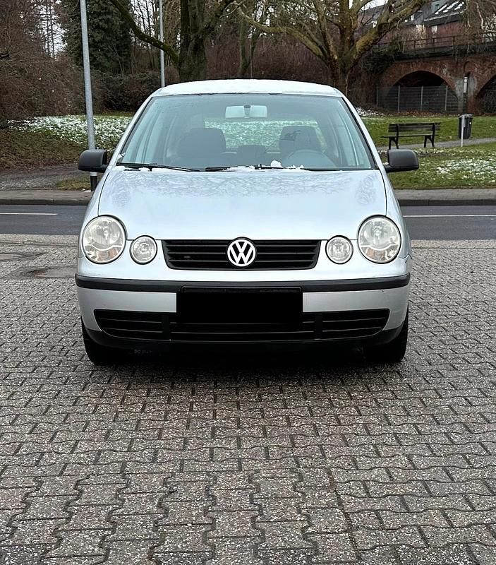Gebraucht VW Polo 66 PS (48 kW) 2002 Silber Limousine