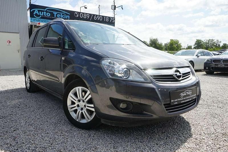 Grau Gebraucht 2012 Opel Zafira Family Van / Kleinbus | 4.950 € (Fairer Preis) - Bild 1/3