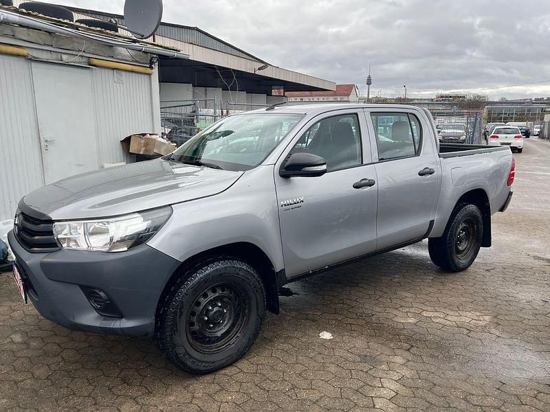 Gebraucht Toyota HiLux 2017 Grau Pickup