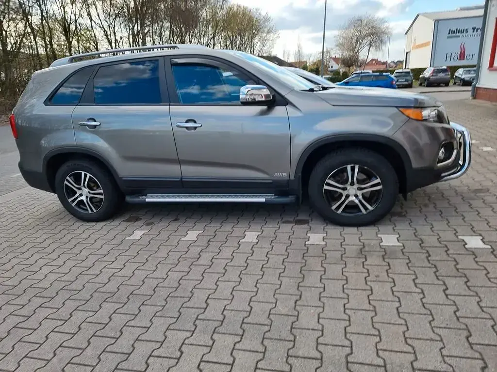 Gebraucht Kia Sorento Spirit 197 PS (144 kW) 2011 Grau SUV