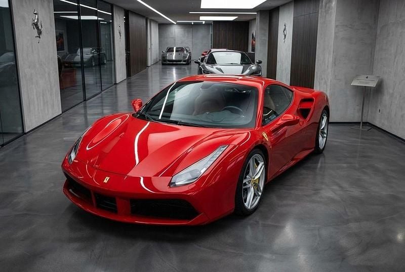 Gebraucht Ferrari 488 669 PS (492 kW) 2016 Rot Cabrio