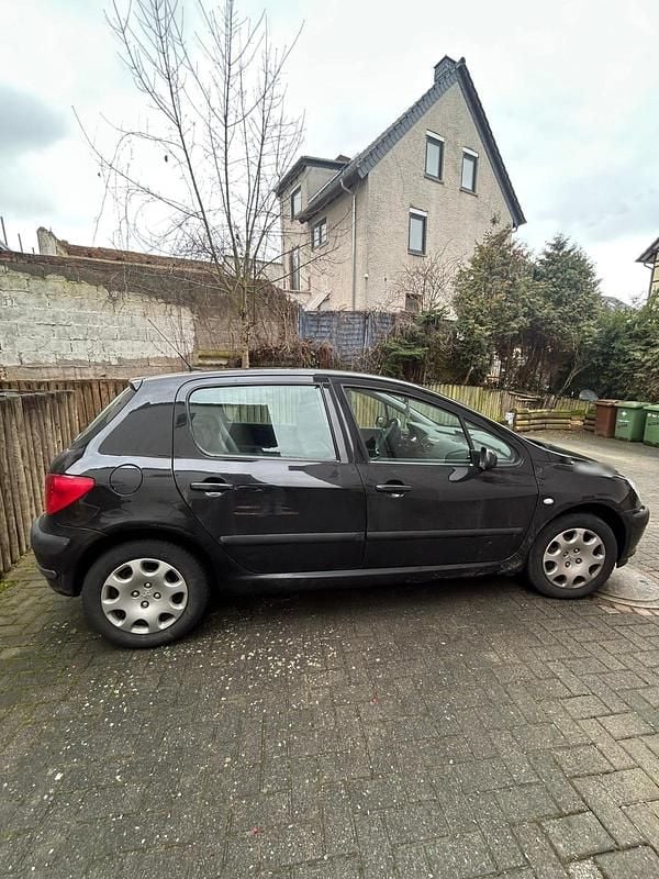 Gebraucht Peugeot 307 109 PS (80 kW) 2003 Schwarz Kleinwagen