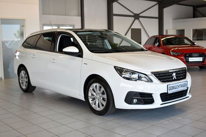 Weiß Gebraucht 2018 Peugeot 308 Style Kombi | 10.999 € (Fairer Preis) - Bild 1/4