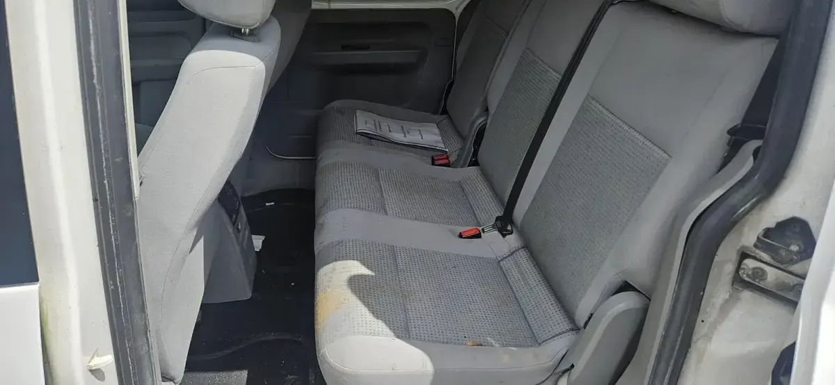 Używany VW Caddy 105 KM (77 kW) 2010 Biały Minivan