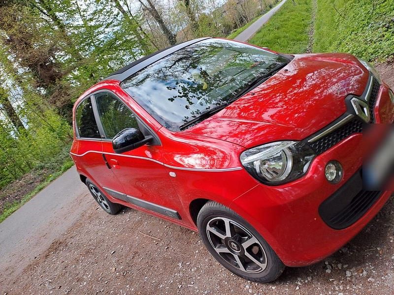Gebraucht Renault Twingo LIMITED 69 PS (50 kW) 2017 Rot Kleinwagen