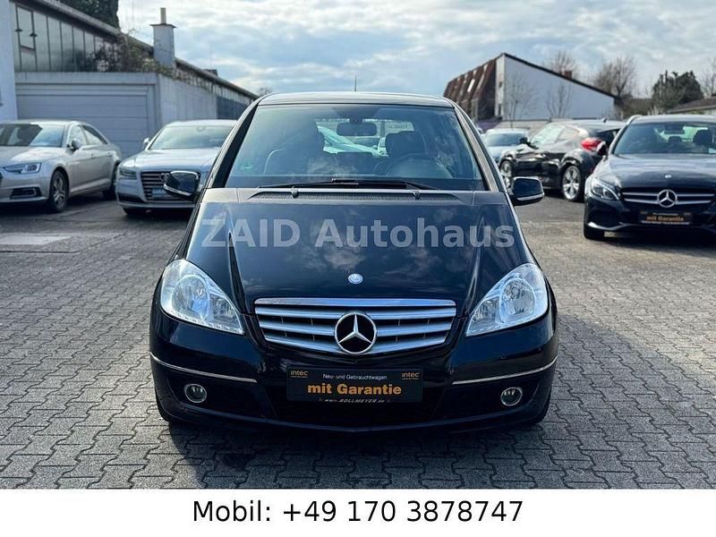 Gebraucht Mercedes A160 95 PS (69 kW) 2010 Schwarz Limousine