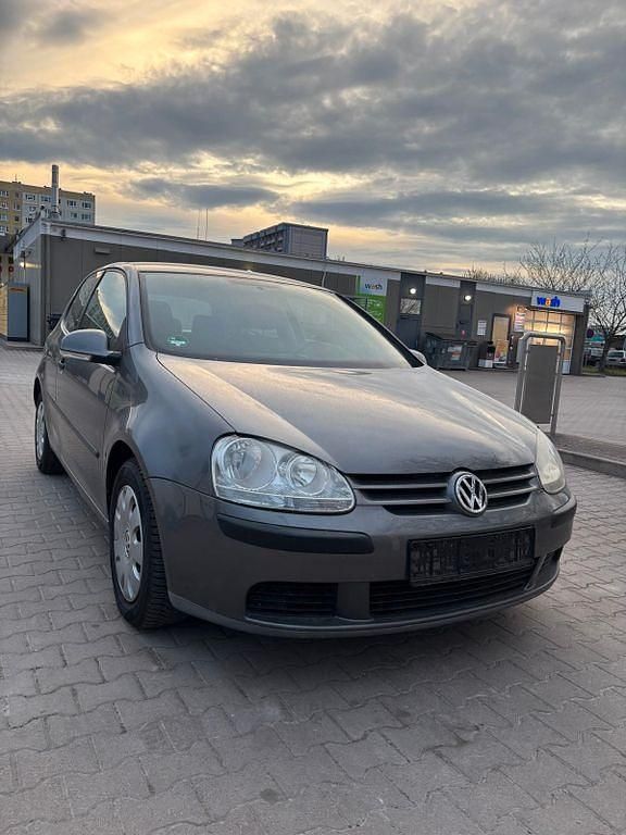 Gebraucht VW Golf IV 75 PS (55 kW) 2004 Grau Limousine