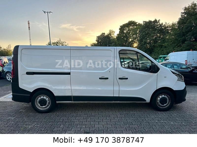 Gebraucht Renault Trafic Komfort 120 PS (88 kW) 2021 Weiß Van / Kleinbus