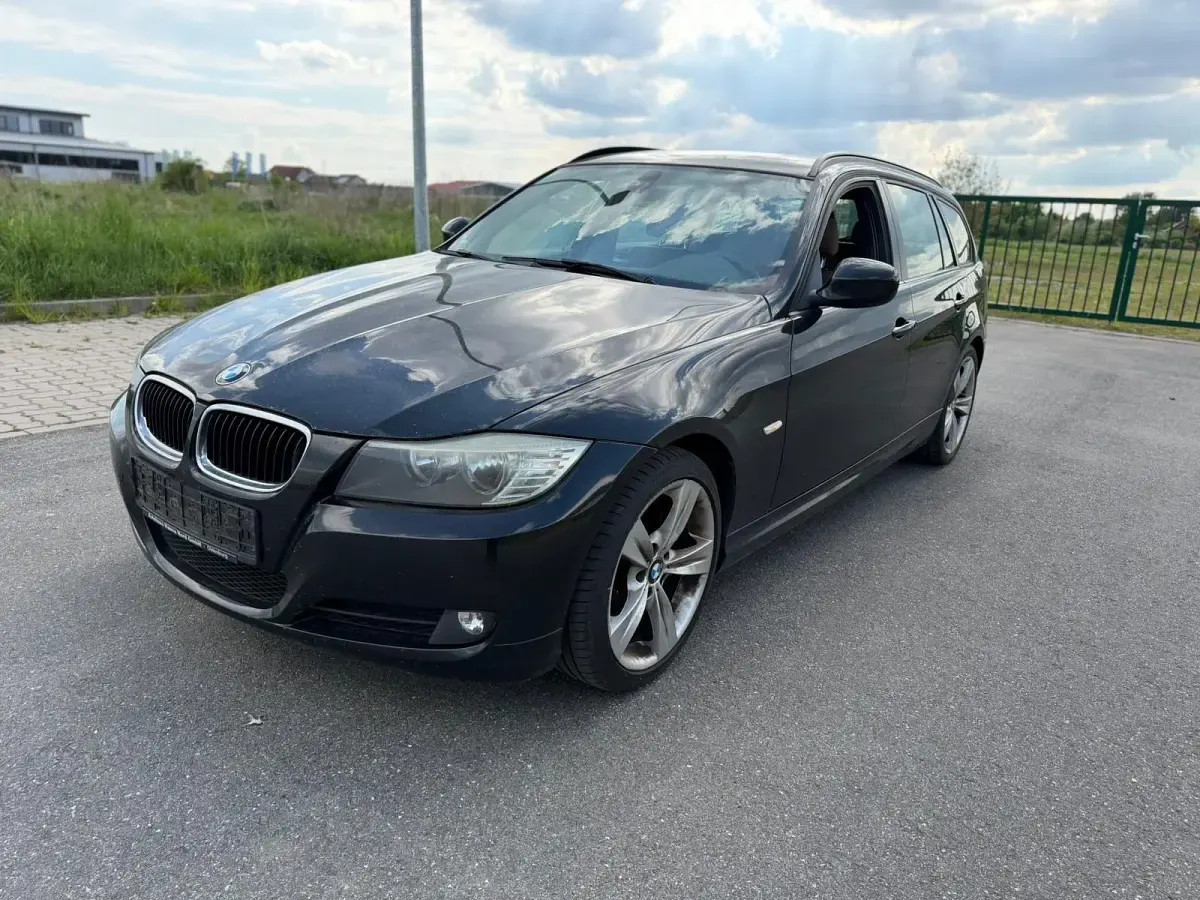 Gebraucht BMW 320 M Sport 202 PS (148 kW) 2011 Kombi