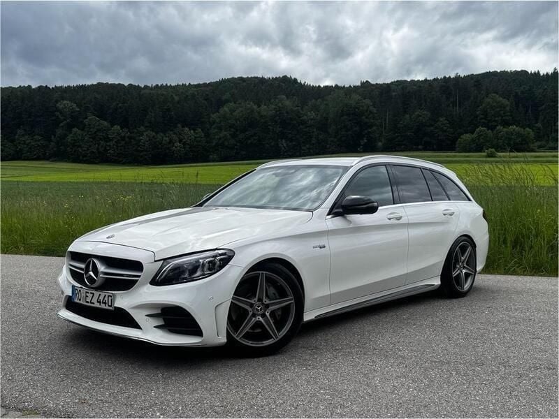 Weiß Gebraucht 2019 Mercedes C400 AMG line Kombi | 28.950 € - Bild 1/4