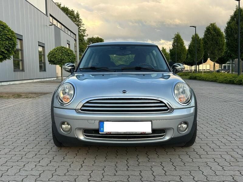 Silber Gebraucht 2010 Mini ONE Kleinwagen | 3.599 € (Guter Preis) - Bild 1/4