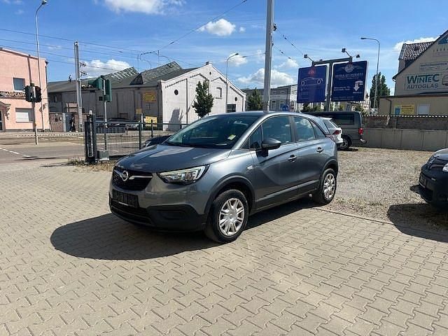 Grau Gebraucht 2018 Opel Crossland Edition SUV | 8.490 € (Superpreis) - Bild 1/4