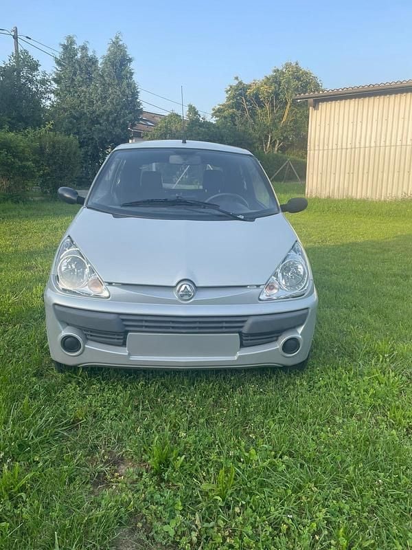 Silber Gebraucht 2008 Aixam Microcar Kleinwagen | 4.500 € - Bild 1/4