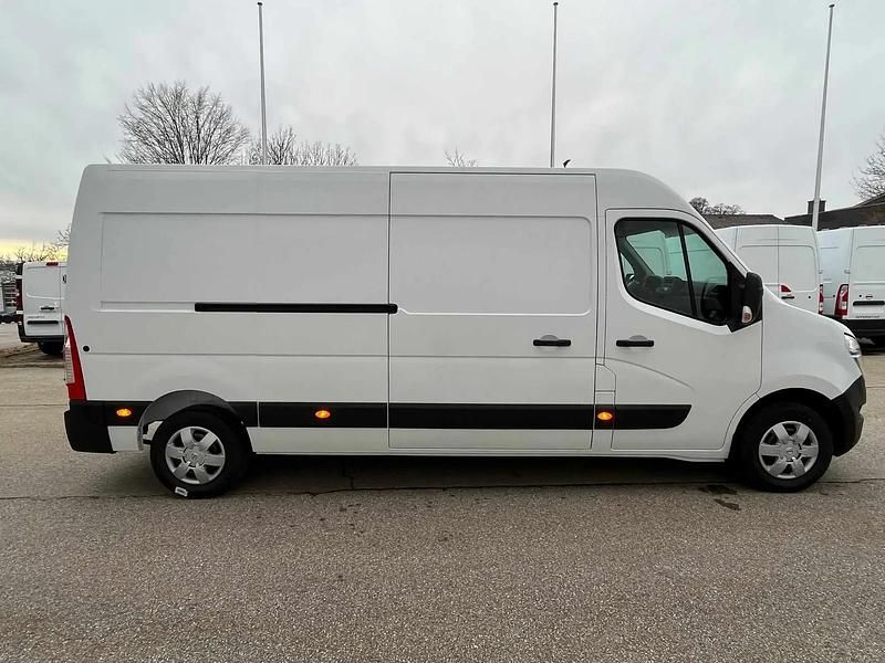 Neu Nissan Interstar 179 PS (131 kW) 2025 Weiß Van