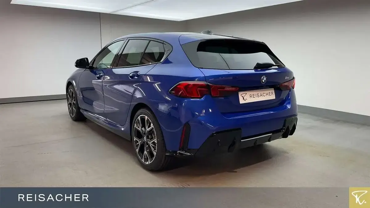 Neu BMW 120 Performance 170 PS (125 kW) 2026 M portimao blau metallic Kleinwagen