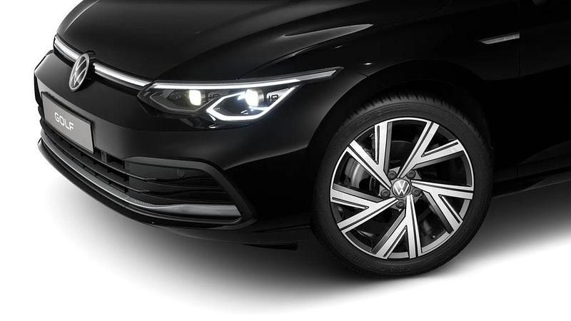 Gebraucht VW Golf VIII Style 131 PS (96 kW) 2024 Grenadillschwarz metallic Limousine