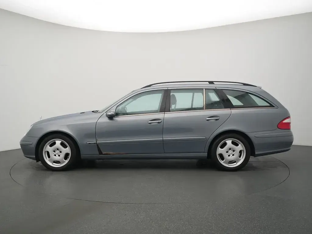 Gebraucht Mercedes E200 163 PS (119 kW) 2004 Grau Limousine