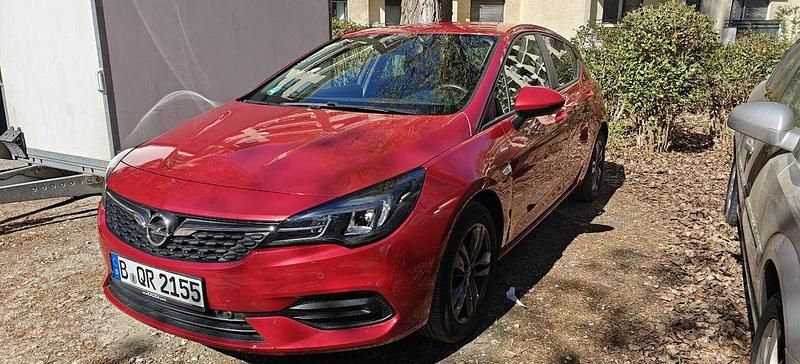 Gebraucht Opel Astra 131 PS (96 kW) 2019 Rot Limousine