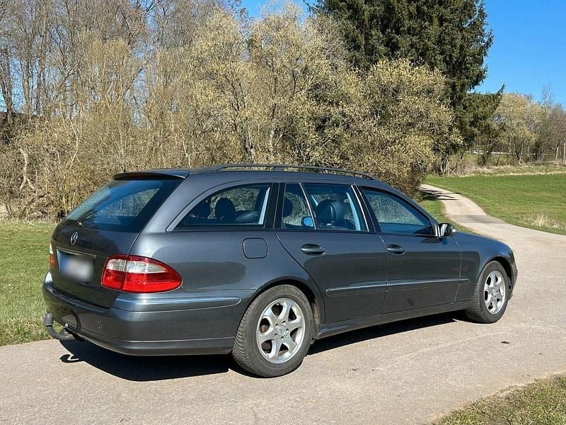 Gebraucht Mercedes E200 184 PS (135 kW) 2005 Kombi