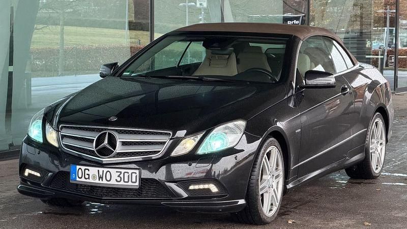 Gebraucht Mercedes E350 AMG line 231 PS (169 kW) 2010 Schwarz Cabrio