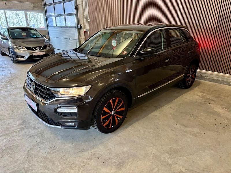 Gebraucht VW T-Roc 116 PS (85 kW) 2018 Schwarz SUV