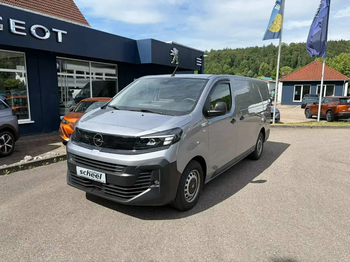 Gebraucht Opel Vivaro-e Combi 144 PS (105 kW) 2025 Lack grau artense/typ aussenverkleidung metallic lackierung Van / Kleinbus