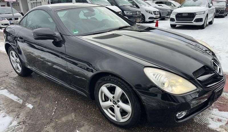 Gebraucht Mercedes SLK200 184 PS (135 kW) 2009 Schwarz Cabrio