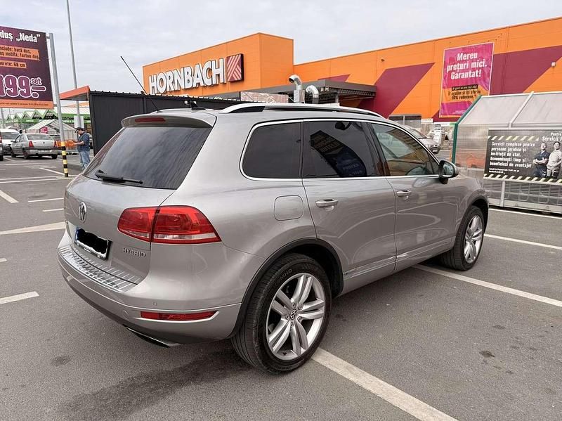 Brugt VW Touareg 379 HK (278 kW) 2011 Sølv SUV