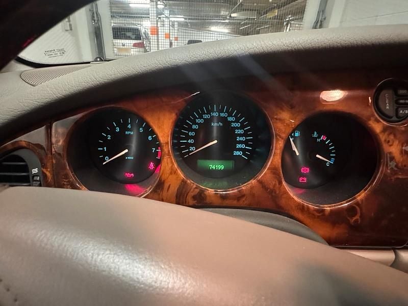 Gebraucht Jaguar XK8 284 PS (208 kW) 2000 Blau Coupé