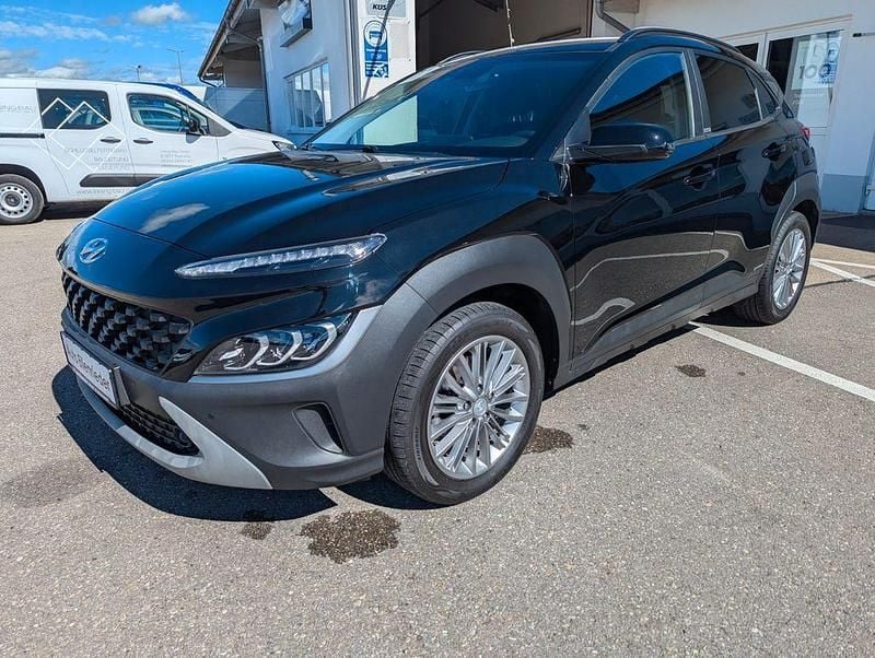 Gebraucht Hyundai Kona Trend 120 PS (88 kW) 2021 Schwarz SUV