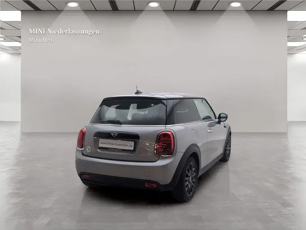 Gebraucht Mini Cooper SE 135 kW (184 PS) 2023 Grau Kleinwagen