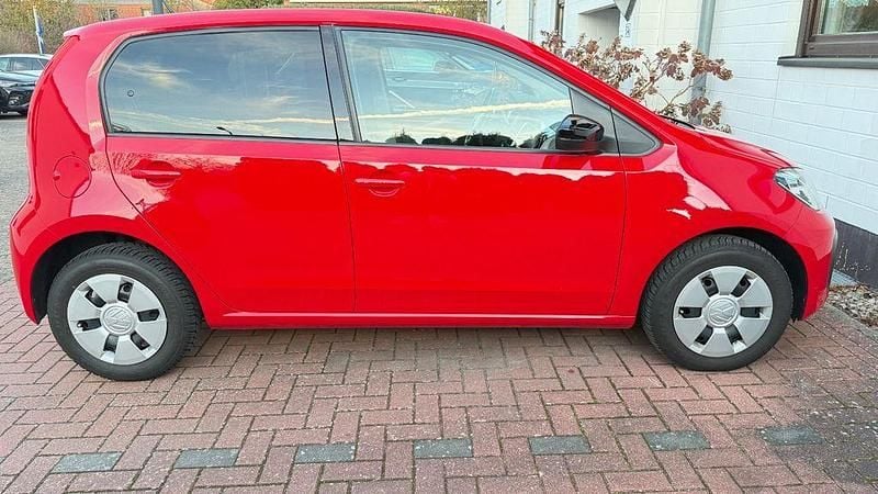 Gebraucht VW up! high up! 75 PS (55 kW) 2018 Rot Kleinwagen