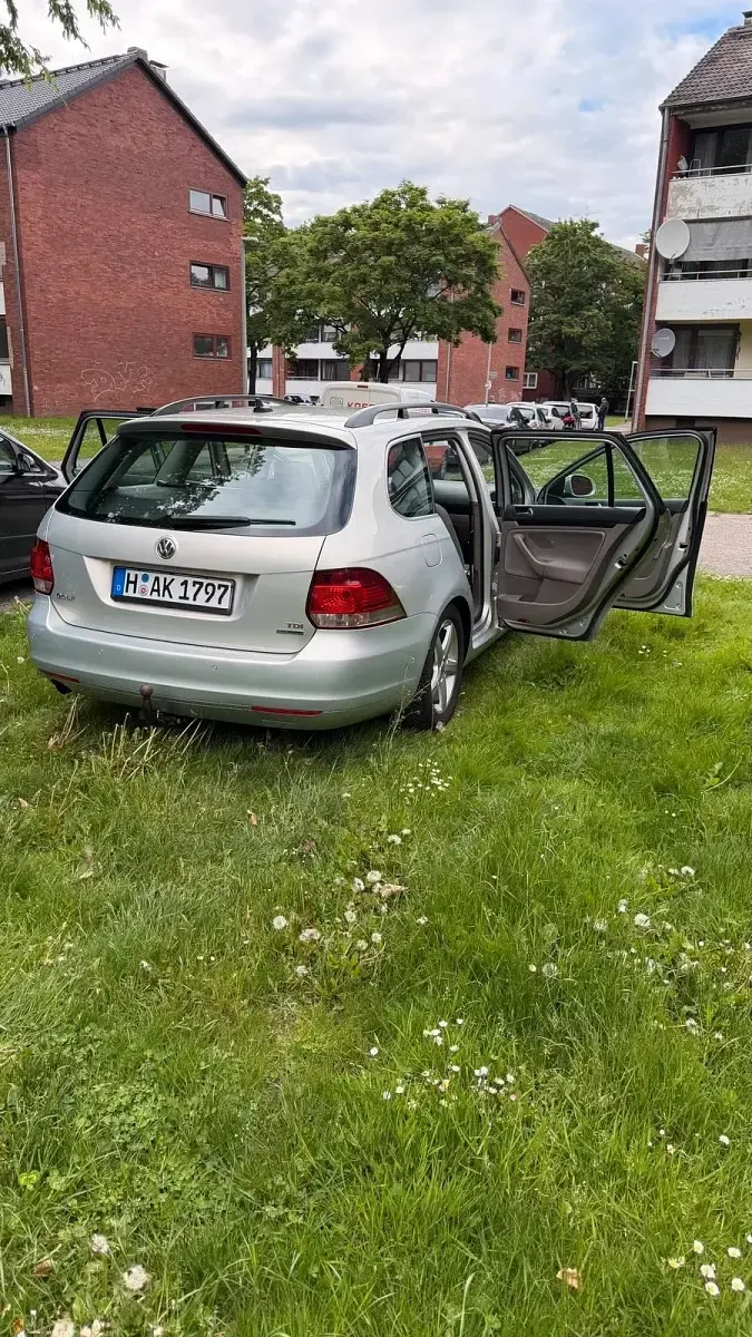 Brugt VW Golf VI 105 HK (77 kW) 2011 Sølv Hatchback