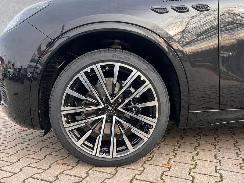 Gebraucht Maserati Grecale 330 PS (242 kW) 2025 Nero tempesta SUV