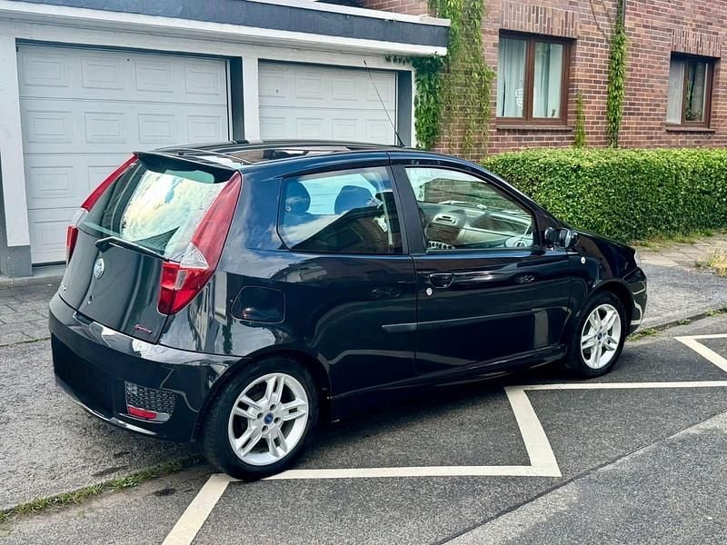 Schwarz Gebraucht 2005 Fiat Punto Kleinwagen | 2.950 € (Teuer) - Bild 1/4