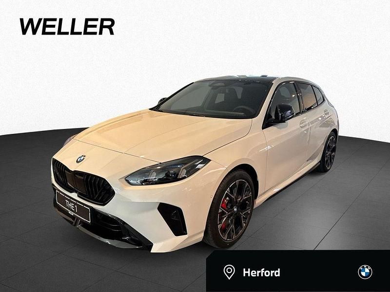 Alpinweiss (weiß) Neu 2025 BMW 120 Comfort Edition Kleinwagen | 38.380 € (Fairer Preis) - Bild 1/4